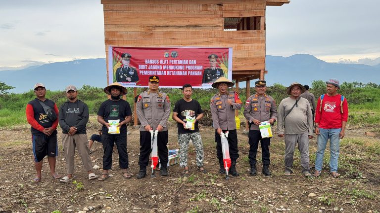 Polri Distribusikan 1.765 Ton Jagung ke Gudang Perum Bulog pada Panen Raya Kuartal III