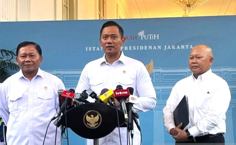 Terbentuknya Badan Otoritas Pengelola Pantura Membuat, Khususnya Warga Pesisir Demak dan Pengguna Jalan Pantura Sayung – Demak Akan Terbebas Dari Banjir Rob.