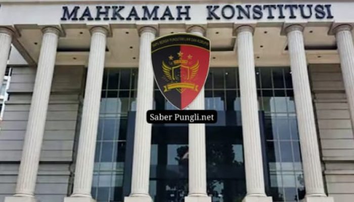 MK Hentikan Dwifungsi Polisi: Anggota Polri Tak Lagi Boleh Duduki Jabatan Sipil Tanpa Pensiun
