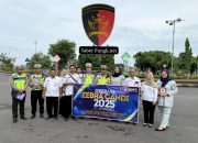Satlantas Polres Demak Gencarkan Sosialisasi Operasi Zebra Candi 2025 di Alun-alun Kota