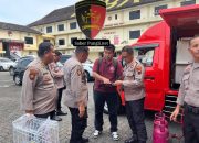 Polrestabes Semarang Terima Hibah Perahu Katamaran dan Mobil Dapur Lapangan dari BNPB