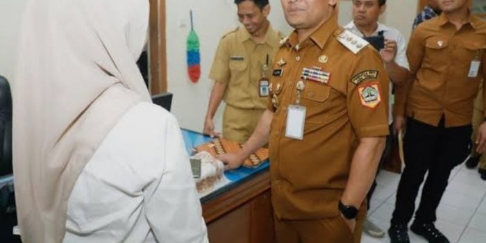 PBG/IMB Lamban,Gubernur Sidak Dinas Perizinan