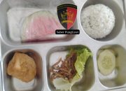 Wali Murid Kecewa Dengan Menu Makan Bergizi Gratis (MBG) Yang Hanya Ikan Teri