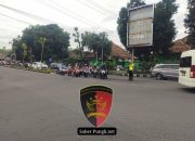 Unit Lantas Polsek Semarang Selatan Laksanakan Pengaturan Pagi Di Simpang Dan Pasar Mrican