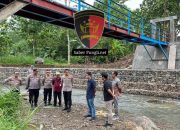 Kapolrestabes Semarang Tinjau Pembangunan Jembatan Penghubung Di Jabungan