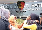 Bupati Sudewo Ditangkap KPK, Begini Cara Warga Pati Luapkan Ekspresi