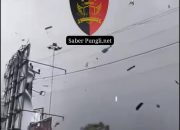 Puting Beliung Mengamuk di Karangpandang Karanganyar, Seorang Anak Terluka