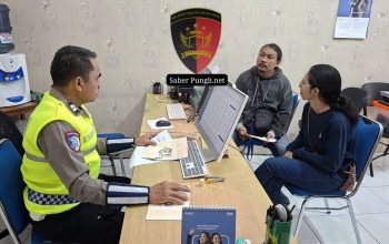 Warga Pedurungan Bagikan Pengalaman Mudahnya Urus Tilang ETLE Resmi di Kantor Polisi