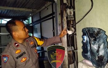 Kebakaran Warung PKL Di Jalan Setiabudi, Banyumanik