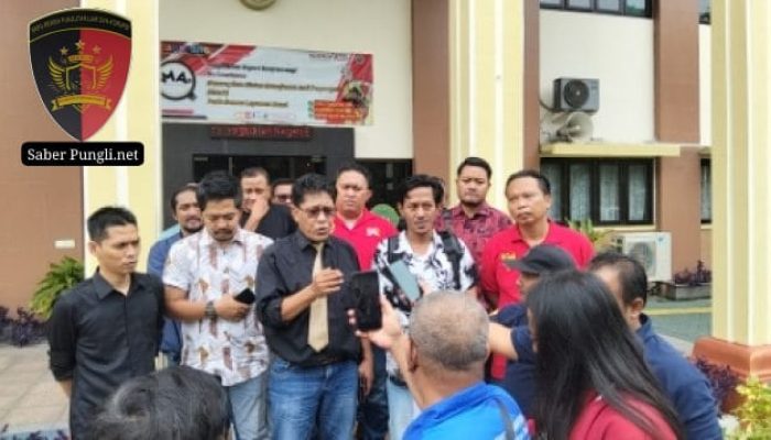 Tim kuasa hukum dari Advokat Guntur Mustaqim, S.H. & Partner secara resmi mengajukan permohonan praperadilan ke Pengadilan Negeri 