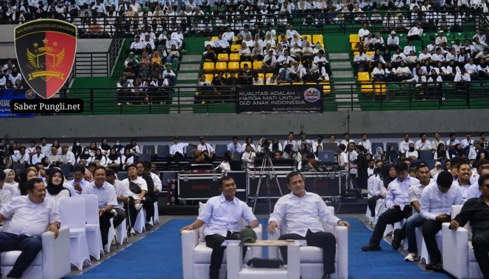 Ribuan Relawan MBG Hadiri Komsos dan Buka Bersama di GOR Among Rogo