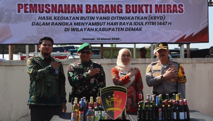 Polres Demak Musnahkan 3.832 Botol Miras Hasil Operasi Pekat Candi 2026