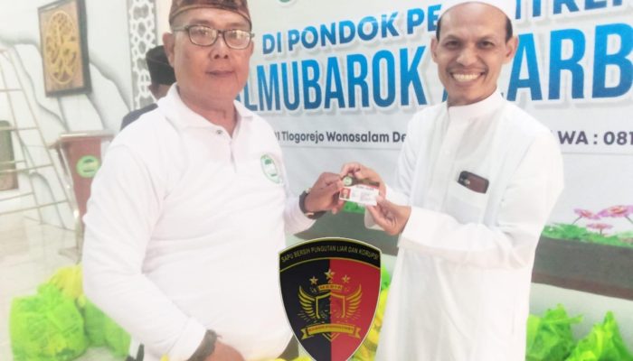 Pimpinan Pondok Pesantren Al-Mubarok Al-Albani Gelar Buka Bersama dengan Pejuang Alba-Alba