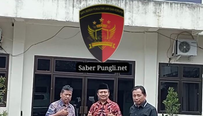 Pemeriksaan Laporan Pelanggaran Kemitraan Oleh KPPU Di Gedung Reserse Siber Polda Jawa Tengah