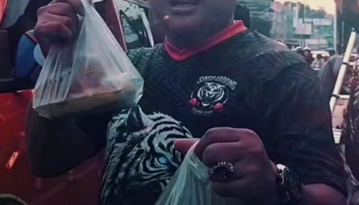 Singo Barong Boxing Camp Turun ke Jalan: Dari Ring Tinju Menuju Aksi Kepedulian Sosial