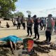 Tim SAR Brimob Polda Babel Evakuasi Temuan Mayat Tanpa Identitas Di Pantai Kepala Dua Desa Tanjung Gunung