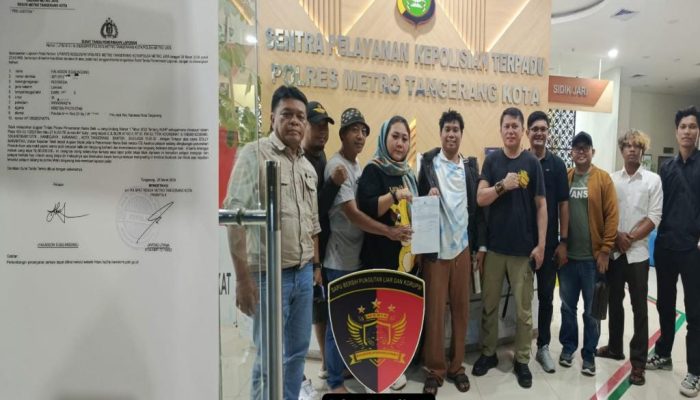 Ketua Projo Muda Kota Tangerang Halasson Sigalingging Melaporkan Salah Satu Akun Sosmed Ke Polres Metro Tangerang Kota
