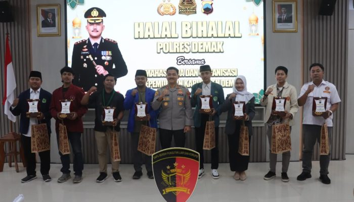 Perkuat Komunikasi Bersama Mahasiswa dan Organisasi Kepemudaan Polres Demak Gelar Halal Bihalal