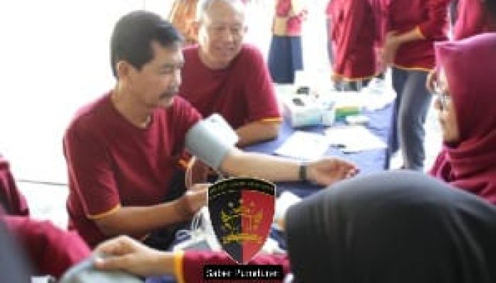 Kehadiran Anggota DPRD Kota Semarang Lely Purwandari Menjadikan Semangat Lansia Delima RW XIII Bukit Kencana Jaya