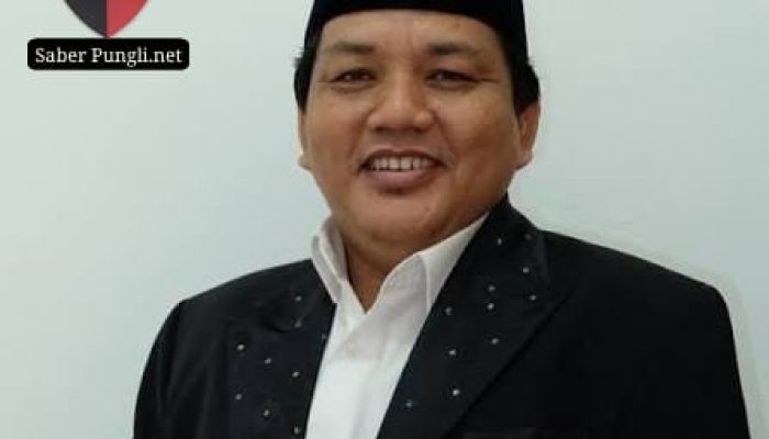 Hari Buruh 1 Mei 2026: Membangun Sinergi, Menolak Stagnasi Kesejahteraan  Oleh: Dr. H. AM Jumai. SE., MM. Dosen FEB Unimus