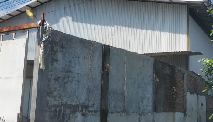 Warga Mondosari Keluhkan Kebisingan Gudang Ayam Diduga Tak Berizin