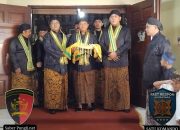 Arak-Arakan Minyak Jamas Warnai Prosesi Penjamasan Pusaka Kanjeng Sunan Kalijaga