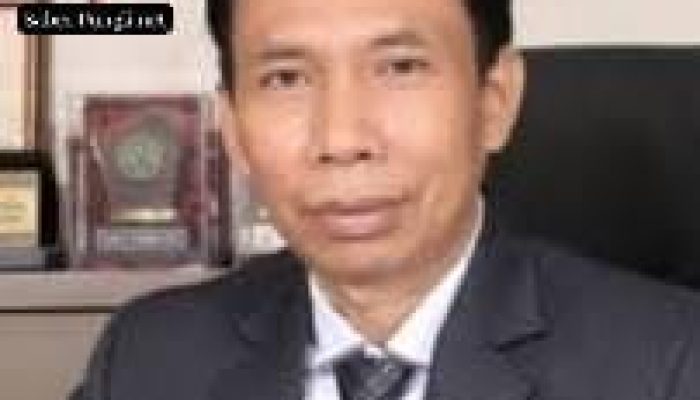 Agustus, Pagar Mall, dan Makna Kemerdekaan yang Dipertaruhkan   Oleh: Mudhofir Abdullah (Guru Besar UIN Raden Mas Said Surakarta, Maheswara Utama BPIP RI)