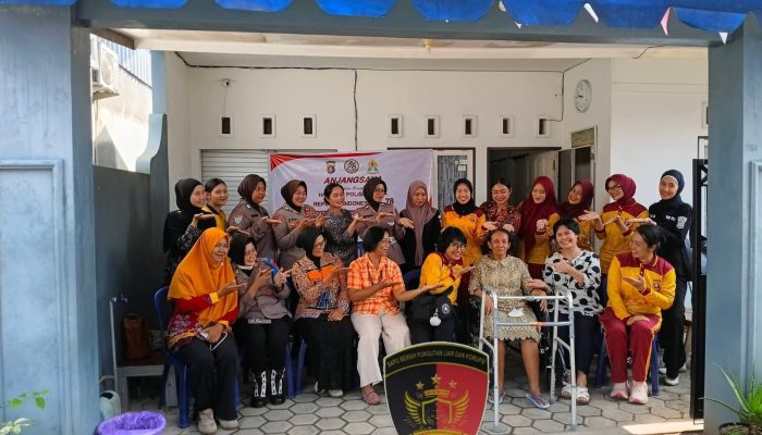 Peringati Hari Jadi Polwan ke-78, Polda Kalteng Anjangsana ke Purnawirawan Polwan