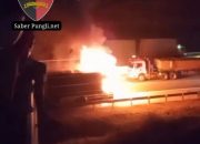 Bus PO Tunas Muda Ludes Terbakar di Tol Batang-Semarang, 15 Penumpang Selamat
