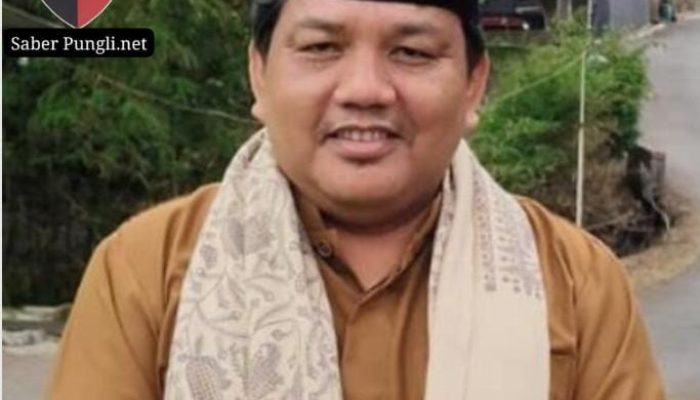 UKHUWAH DAN AKHLAK SEBAGAI KEKUATAN MEMBANGUN NEGERI Belajar dari Masjid Ukhuwah Islamiyah El Azhariyah Banyumanik  Oleh: Dr. H. AM. Jumai, S.E., M.M.