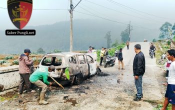 Polisi Cek Penyebab Mobil Grand Livina Terbakar di Jalur Wisata Gerlang Batang
