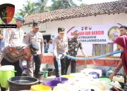 Polres Banjarnegara Salurkan Bantuan Air Bersih untuk Warga Terdampak Kekeringan
