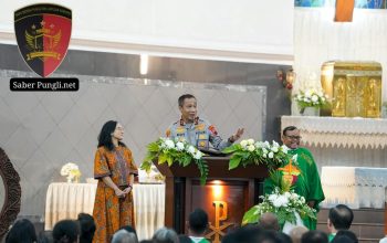 Safari Kamtibmas di Gereja Santo Athanasius Agung Semarang, Kapolda Jateng Tegaskan Komitmen Polisi Bersama Masyarakat