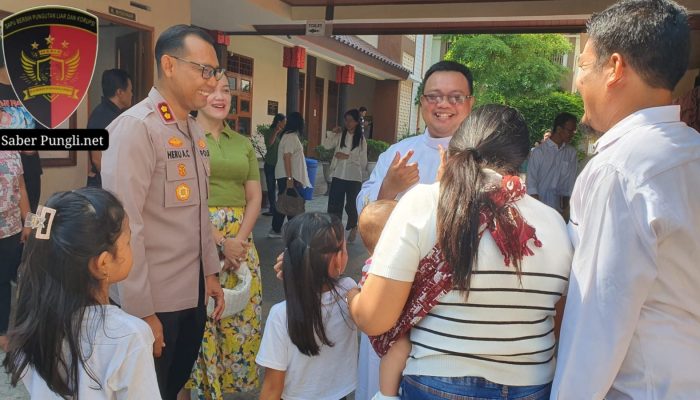 Minggu Kasih, Kapolres Sragen Hadiri Misa Suci dan Pererat Silaturahmi dengan Jemaat Gereja Katolik