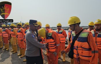 Kapolresta Pati Beri Pengarahan Calon Pekerja Migran Korea, Tekankan Kompetensi dan Kedisiplinan